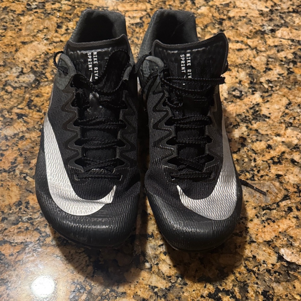 Nike Black and White Men's Athletic Shoes